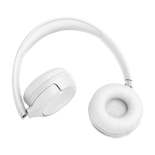 JBL Tune 530BT - White - Wireless on-ear Bluetooth&reg; headphones - Detailshot 1 image number null