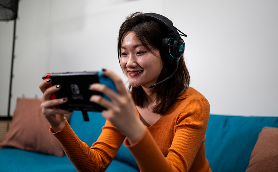 JBL Quantum 910 Wireless Destaque gracias al JBL QuantumSOUND Signature con certificaci&oacute;n Hi-Res - Image