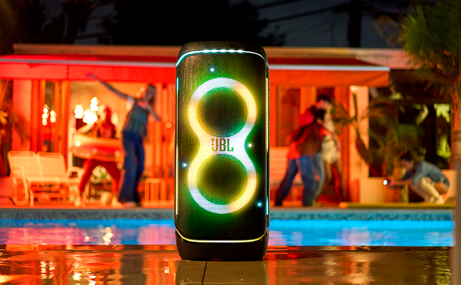 Espect&aacute;culo de luces futurista
