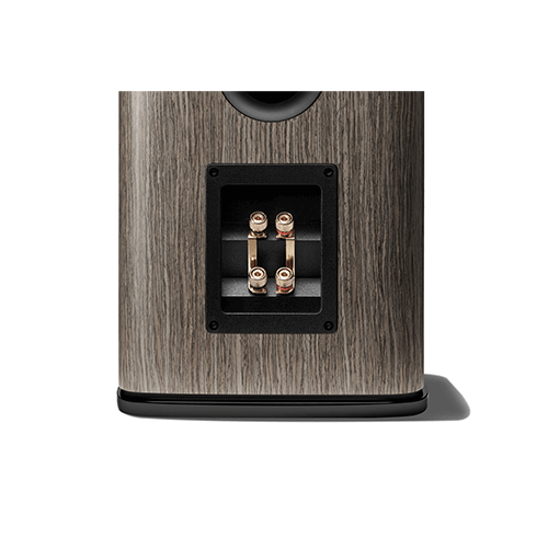 HDI-1600 Dos juegos de postes de uni&oacute;n chapados en oro con correas. - Image