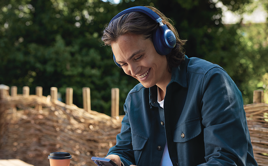 Bluetooth 5.3 compatible con audio LE (*)
